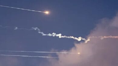 البحرين تعلن اعتراض وتدمير 153 صاروخاً و 301 طائرة مسيرة منذ بدء الاعتداءات الإيرانية