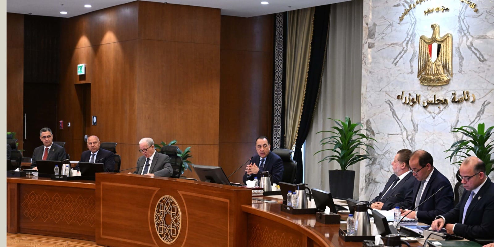 الحكومة تناقش الملفات الاقتصادية ذات الأولوية في ضوء تداعيات العمليات العسكرية الإقليمية