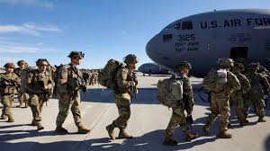 مسؤول أمريكي: البنتاجون يوجه الفرقة 82 المحمولة جواً للانتشار بالشرق الأوسط