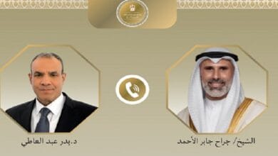وزير الخارجية يبحث هاتفياً مع نظيره الكويتي جهود خفض التصعيد ويؤكد التضامن المطلق مع الكويت