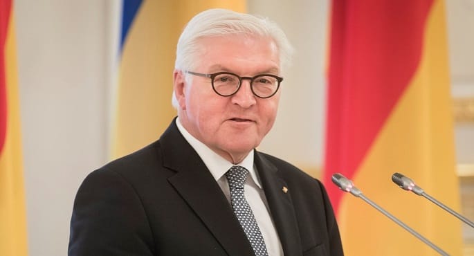 الرئيس الألماني ينتقد قرار ترامب بشن حرب على إيران ويحذر من شق في العلاقات عبر الأطلسي