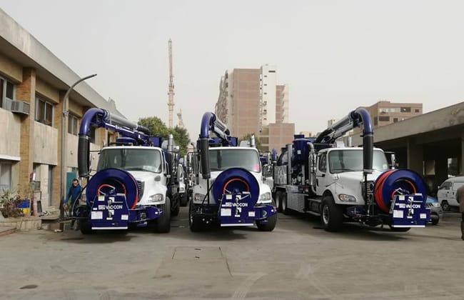 الجيزة: دفع سيارات شفط المياه استعدادًا للتقلبات الجوية
