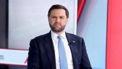 ديفانس يقود مفاوضات أمريكية مع إيران بتفويض من ترامب