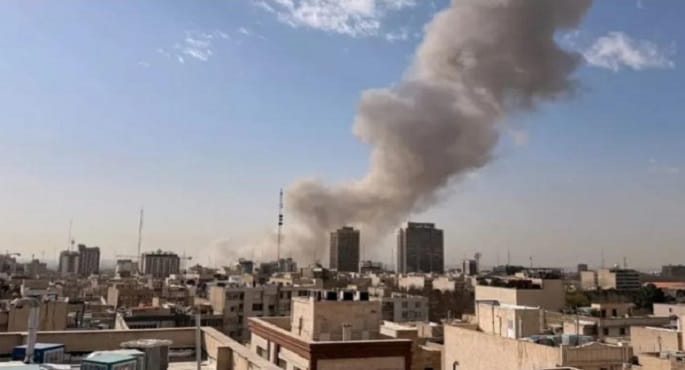 الدفاع المدني السعودي: شظايا اعتراض صاروخ باليستي تتساقط على منزلين بالمنطقة الشرقية