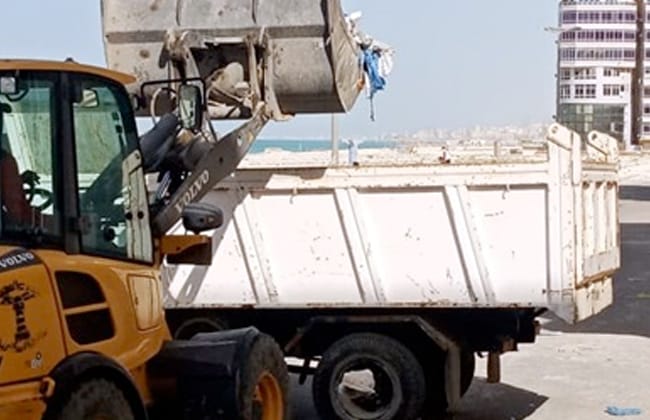 رفع 2049 طن مخلفات في حملات مكثفة بأحياء الإسكندرية
