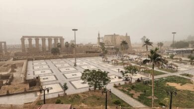 أمطار ورياح تضرب الأقصر وسط تحذيرات من استمرار التقلبات الجوية