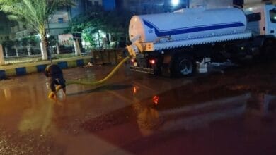 محافظ الدقهلية يتابع جهود التعامل مع مياه الأمطار ليلاً