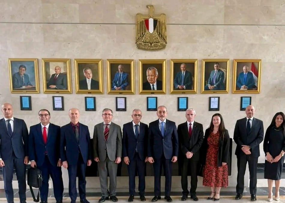 مشاورات سياسية بين مصر وألبانيا لتعزيز التعاون الثنائي