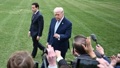 وول ستريت جورنال: ترامب يخشى من تزايد خسائر القوات الأمريكية في حال اندلاع حرب مع إيران