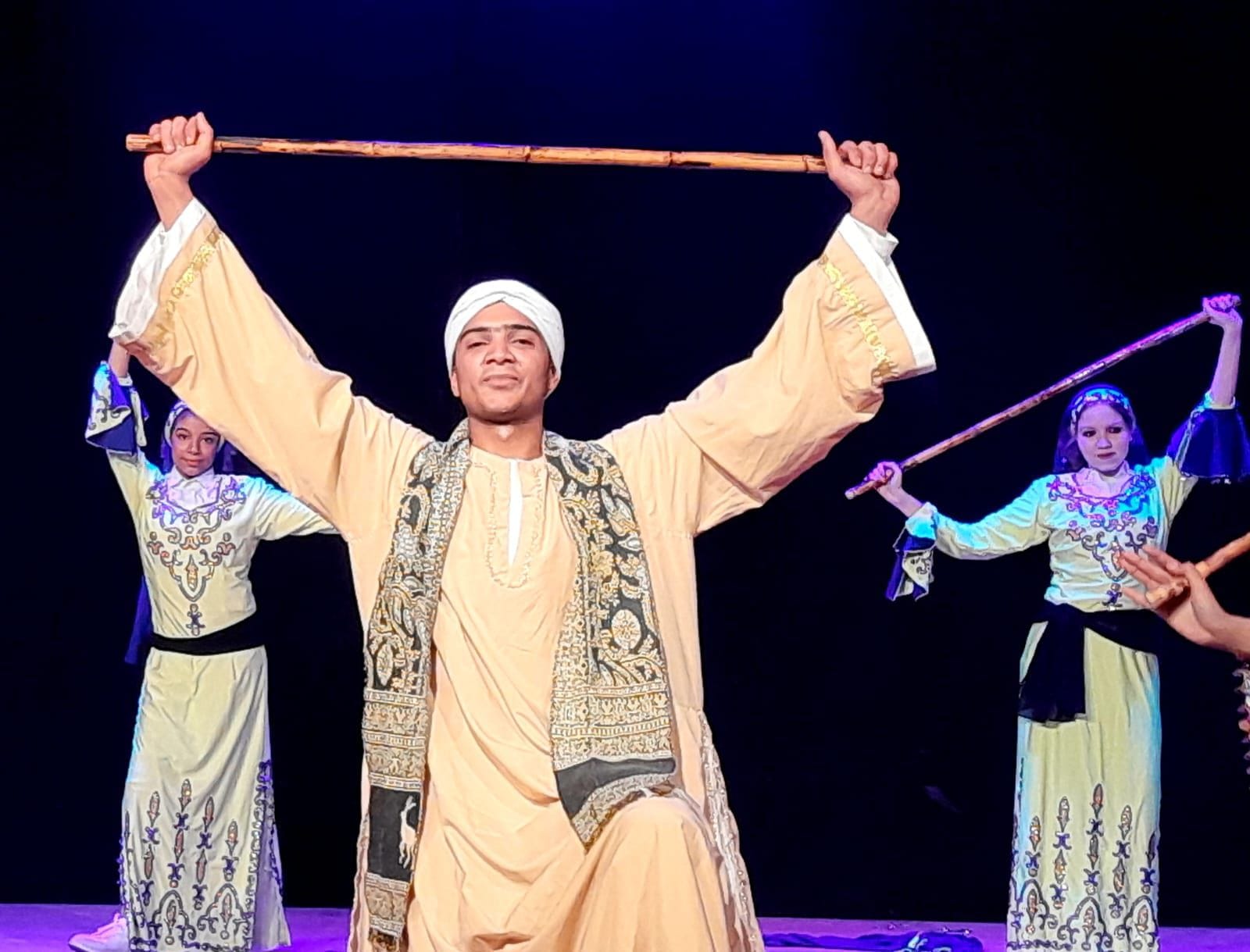 أنشطة ثقافية وفنية بمسارح ومواقع الغربية