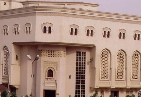 سمينار التاريخ الإسلامي والوسيط يستهل موسمه الجديد باسم الدكتور محمد عيسى الحريري