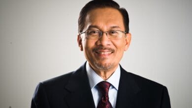 رئيس وزراء ماليزيا يبحث هاتفياً مع الرئيس السيسي الأوضاع الإقليمية وجهود احتواء الأزمة