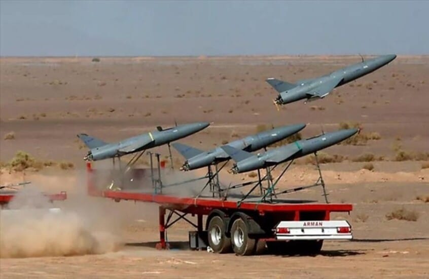 الجيش الإيراني يعلن تنفيذ عملية بالمسيرات ضد مركز دعم للجيش الإسرائيلي في تل أبيب المحتلة