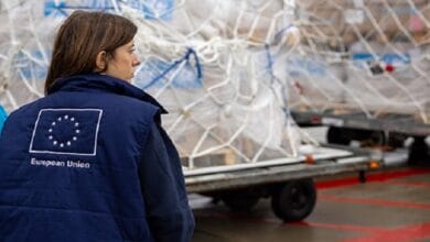 المفوضية الأوروبية ترسل 150 طناً من المساعدات الإنسانية إلى لبنان