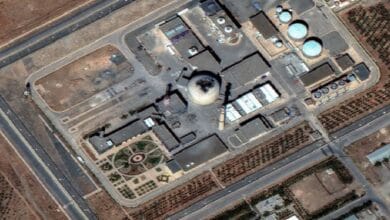 الجيش الإسرائيلي يحذر سكان أراك الإيرانية من قصف وشيك