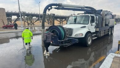 محافظ الجيزة يتابع جهود شفط تجمعات مياه الأمطار بحي الهرم