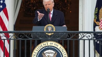 ترامب: تدمير السلاح الجوي الإيراني وإغراق البحرية بالكامل