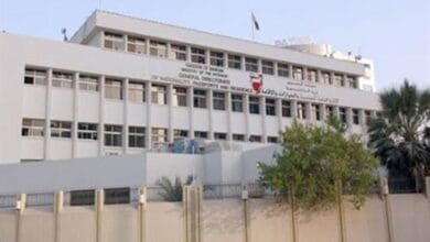 البحرين تعلن حالة الطوارئ وتطالب المواطنين بالتوجه لأماكن آمنة