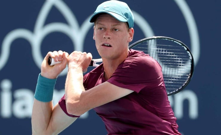 سينر يتأهل لنهائي دورة ميامي ويلاقي ليهيتشكا