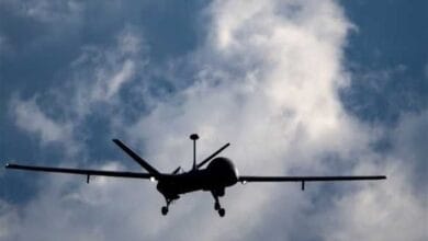 سلطنة عُمان: استهداف ميناء صلالة بمسيرتين وإصابة وافد