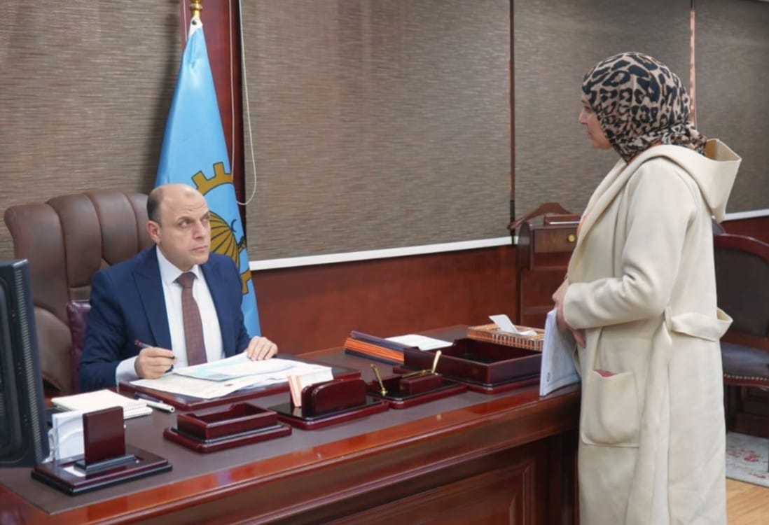 محافظ الغربية يشدد على ضرورة تكثيف الجهود والالتزام بالانضباط وسرعة إنجاز الملفات