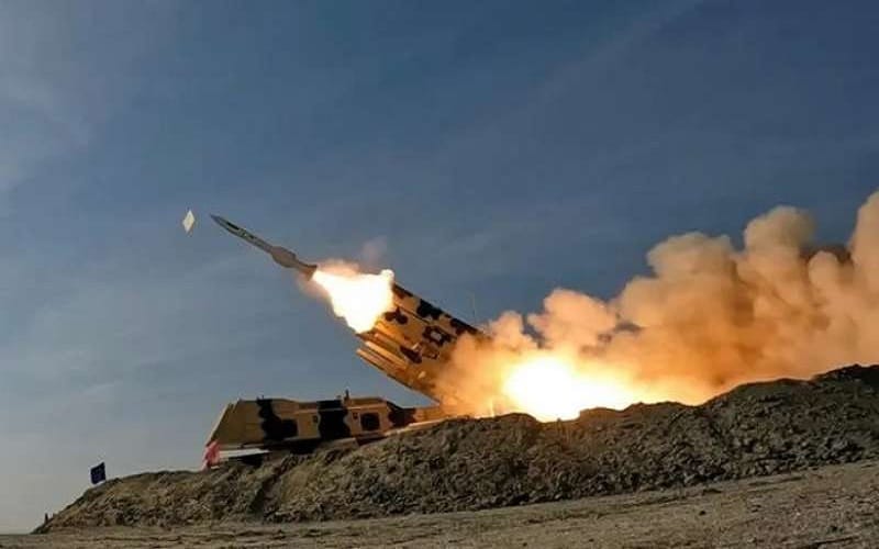 إعلام صهيوني: سقوط صواريخ إيرانية جنوبي الكيان الصهيوني