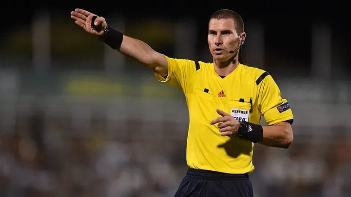 حكم بلغاري يدير ودية منتخب مصر وإسبانيا