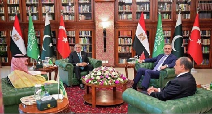 رباعية إسلام آباد تسعى لمسار تفاوضي بين واشنطن وطهران