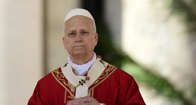 البابا ليو يرفض صلوات "قادة الحروب" ويصف أيديهم بـ "الملطخة بالدماء"