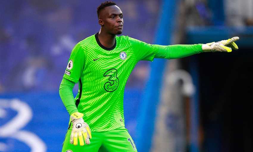 الحارس السنغالي ميندي يوجه انتقادات لاذعة للاتحاد الأفريقي لكرة القدم (كاف)