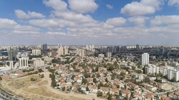 تاريخ مدينة بئر السبع: من روايات الأنبياء إلى مجازر الاحتلال