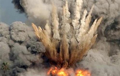 انفجارات عنيفة تهز قاعدة أمريكية قرب مطار بغداد