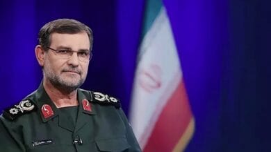 الحرس الثوري الإيراني يؤكد مقتل قائد القوة البحرية الأدميرال علي رضا تنكسيري