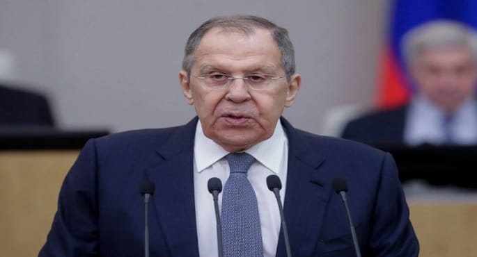 لافروف: تغيير الأنظمة في إيران وفنزويلا يستهدف السيطرة على النفط