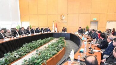 وزيرة الإسكان تبحث مع غرفة التطوير العقاري تعزيز التعاون ودعم القطاع