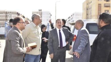 محافظ بورسعيد يغرم شركة نظافة مليون جنيه لتقصيرها في حي الضواحي