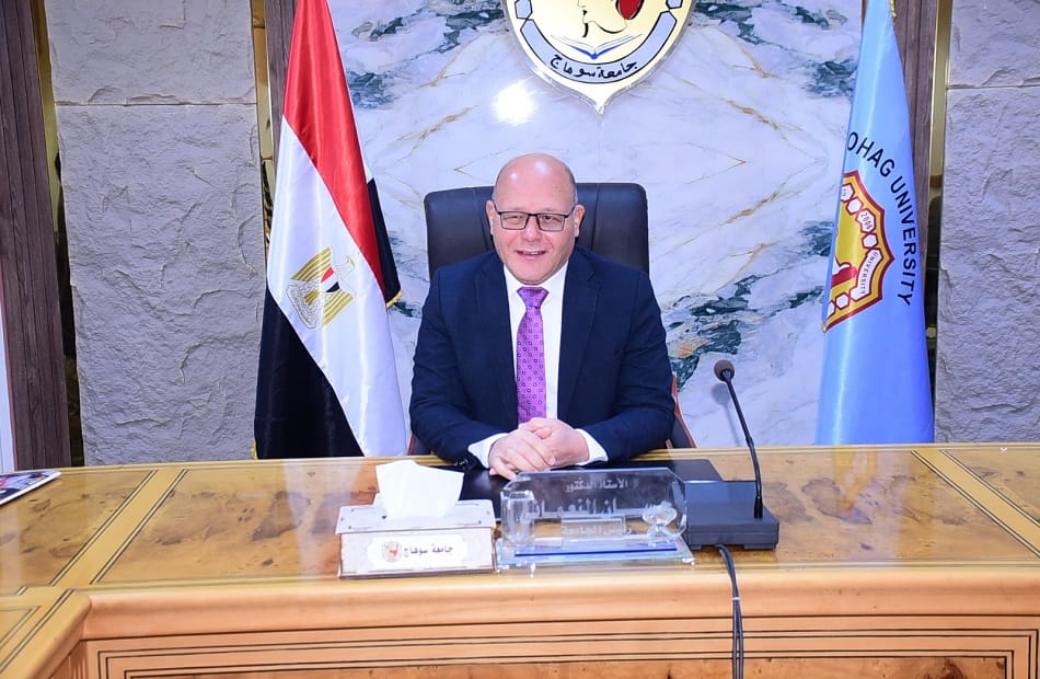 جامعة سوهاج تتصدر الجامعات المصرية في خدمة المجتمع وتنمية البيئة