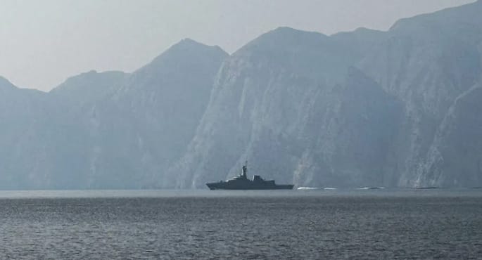 رئيس المجلس الأوروبي يدعو الرئيس الإيراني لضمان حرية الملاحة بمضيق هرمز