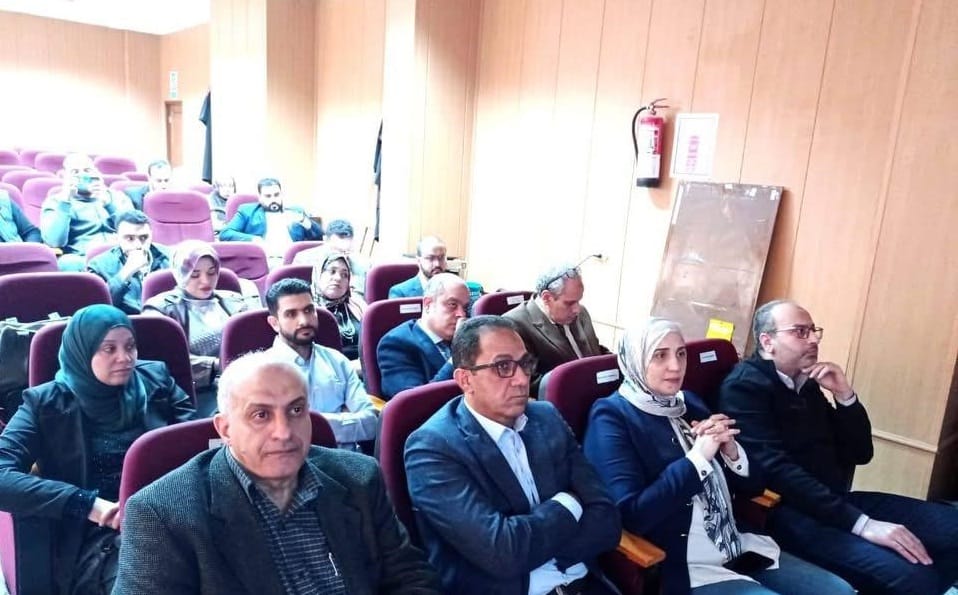 كلية طب المنصورة تنظم يومًا علميًا حول تقنيات مراقبة الأعصاب أثناء الجراحة