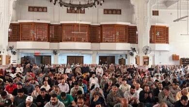 صورة تعبر عن قوافل دعوية أو مساجد