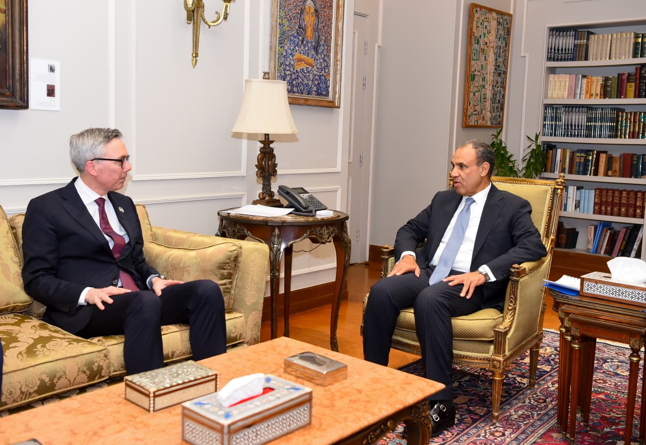 وزير الخارجية يبحث تعزيز التعاون الاقتصادي مع الرئيس التنفيذي لشركة "سكاتك" النرويجية