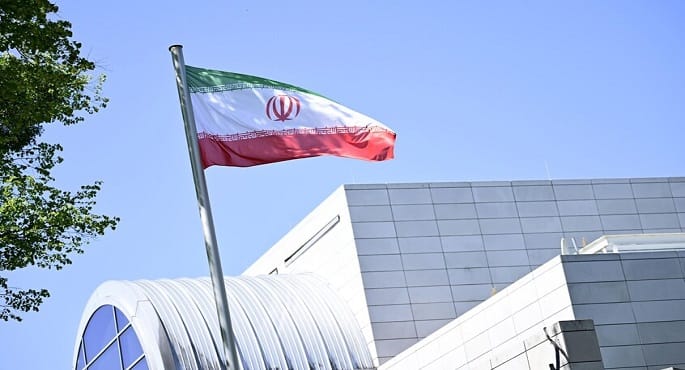 طهران تبلغ الوسطاء بشروطها بشأن الحرب وتؤكد جاهزية قواتها