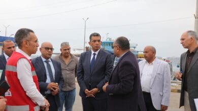 محافظ البحر الأحمر يتفقد موقع أول لنش إسعاف بحري متطور بالغردقة