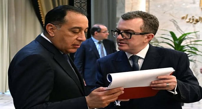 وزير التخطيط: معدل النمو يسجل 5.3% في الربع الثاني المالي مقابل 4.3% العام الماضي