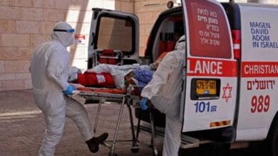 الإسعاف الإسرائيلي: 5 مصابين بسقوط شظايا صاروخية في بني براك بتل أبيب المحتلة