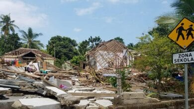 هيئة المسح الجيولوجي الأمريكية ترصد موجات تسونامي بارتفاع 75 سم بعد زلزال في إندونيسيا