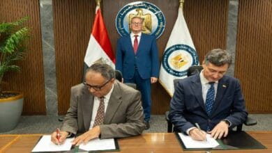 وزير البترول يشهد توقيع مذكرة نوايا مع "إيني" لتجديد الالتزام بمنطقة شمال بورسعيد