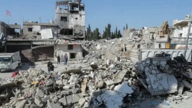 استشهاد لبنانيين اثنين واستشهاد 11 آخرين في استهداف مسيرة للمصلين بالبقاع الغربي.. وجيش الاحتلال يهدد بقصف جسرين بنهر الليطاني