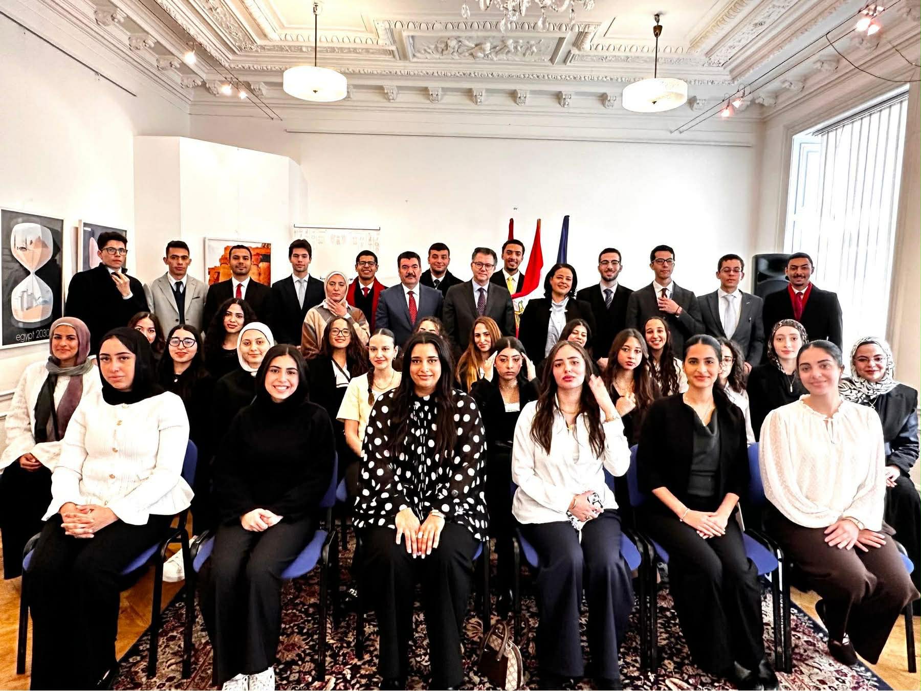 طلاب الجامعات المصرية يتألقون في مسابقة ويليم سي. فيس للتحكيم التجاري بفيينا