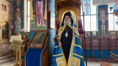 رئيس أساقفة الروم الأرثوذكس بالقدس يدعو كنائس العالم للصلاة لوقف الحرب